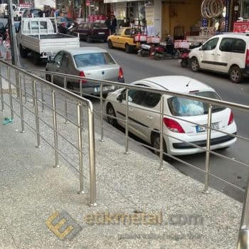Banka Önü Korkuluk 3