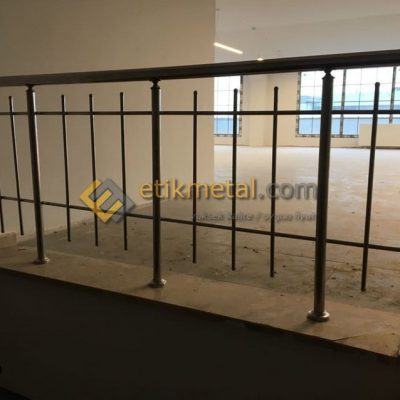 dikine cubuklu paslanmaz korkuluk 2 400x400