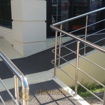 engelli merdiven korkuluk 3 400x400