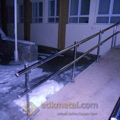 engelli rampa korkuluk 2 400x400