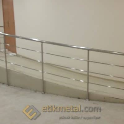engelli rampa korkuluk 5 400x400