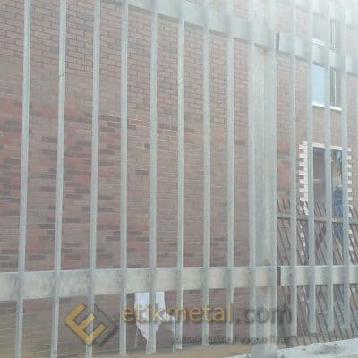 galvaniz teras korkuluk 10 400x400