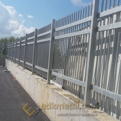 galvaniz teras korkuluk 6 400x400