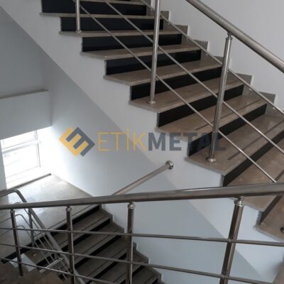 krom korkuluk iski binası 8 400x400