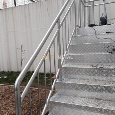 krom merdiven korkulugu 1 400x400