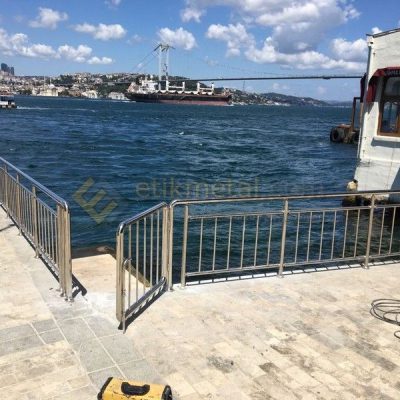 kuzguncuk sahil paslanmaz korkuluk 7 400x400