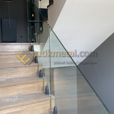 lazer kesim cam korkuluk 2 400x400