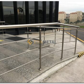 mağaza girişi krom korkuluk 6