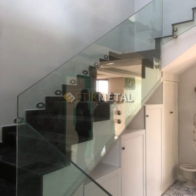 noktasal tutucu cam korkuluk 1 400x400