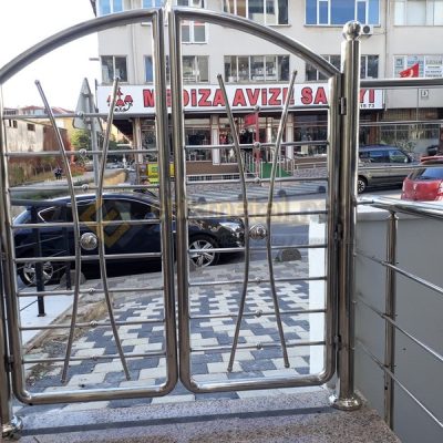 paslaanmaz celik bahce kapisi 5 400x400