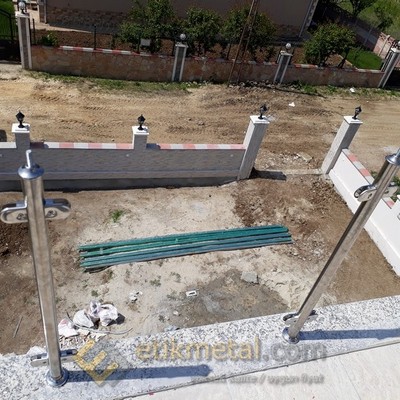 paslanmaz camli korkuluk 4 400x400