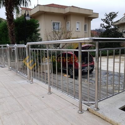 paslanmaz celik havuz kapisi 1