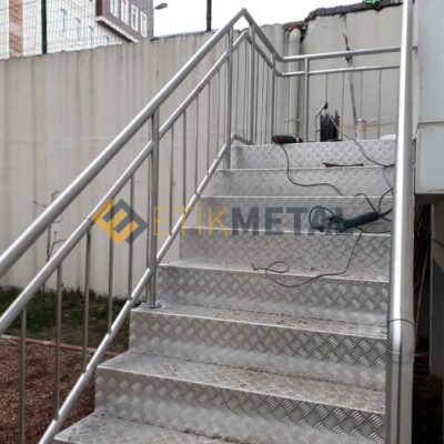paslanmaz dis merdiven korkuluk 2 400x400
