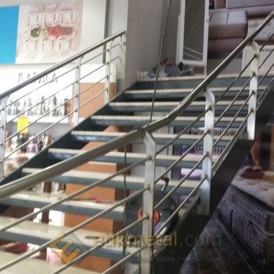 paslanmaz lamali korkuluk 4 400x400