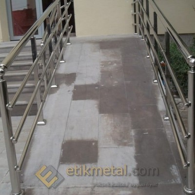 paslanmaz profil korkuluk 2 400x400