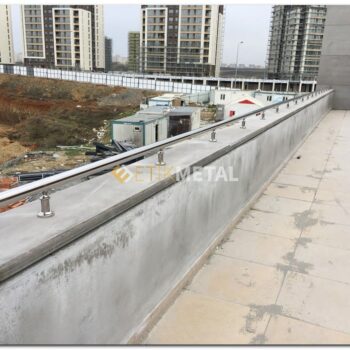 teras parapet ustu korkuluk 4
